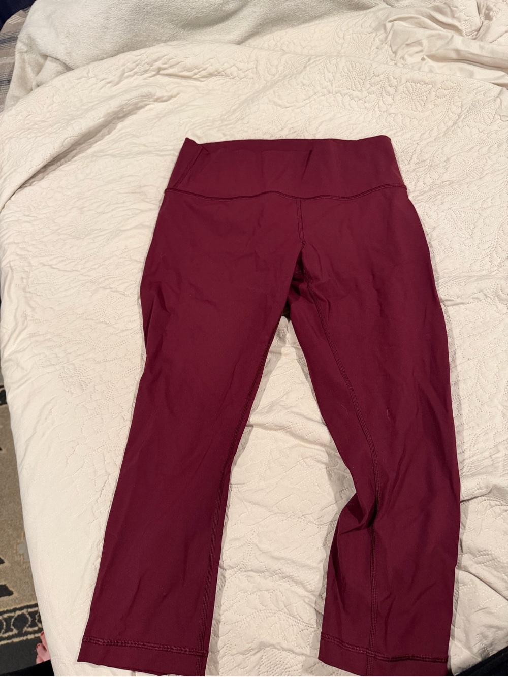 Women's lululemon Maroon/red  Capri 17' Leggings align